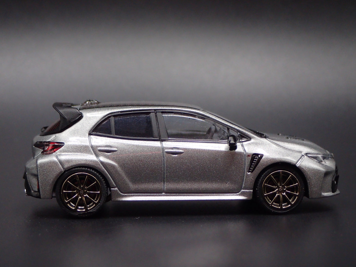 2022-2025 TOYOTA GR COROLLA 1/64 SCALE COLLECTIBLE DIORAMA DIECAST MODEL CAR