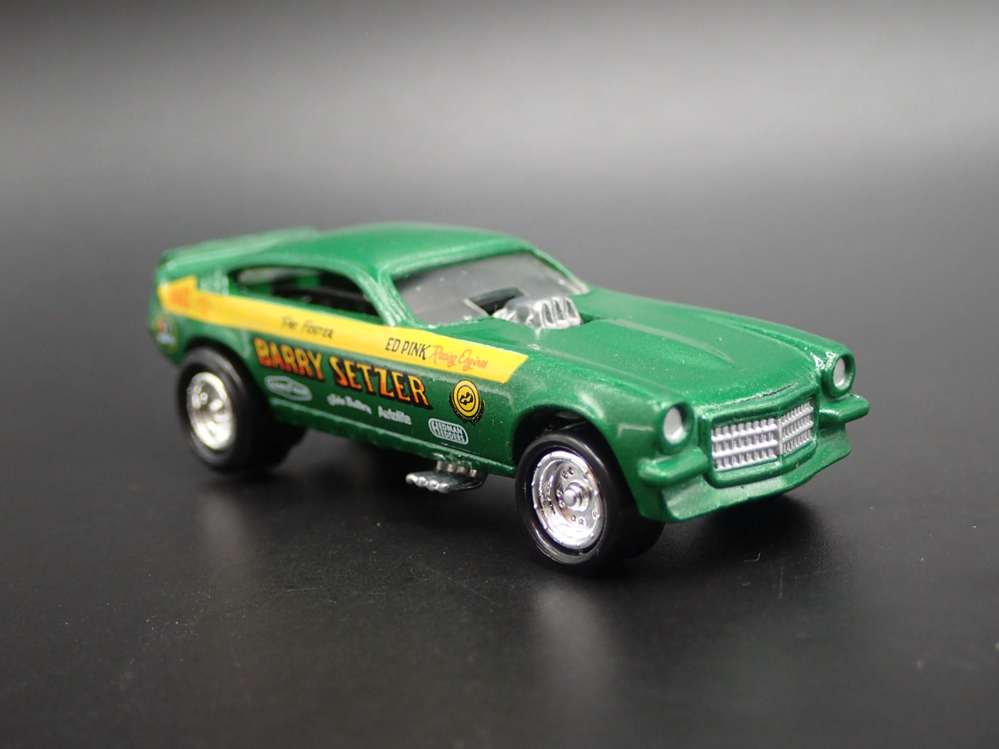 1971 71 CHEVY CHEVROLET VEGA FUNNY CAR BARRY SETZER 1:64 SCALE DIECAST MODEL CAR