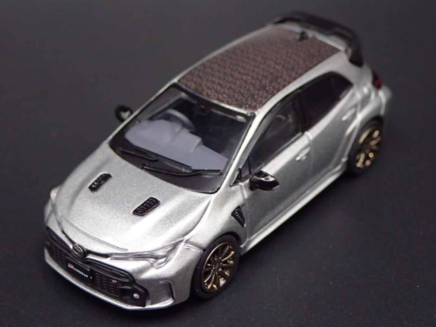 2022-2025 TOYOTA GR COROLLA 1/64 SCALE COLLECTIBLE DIORAMA DIECAST MODEL CAR