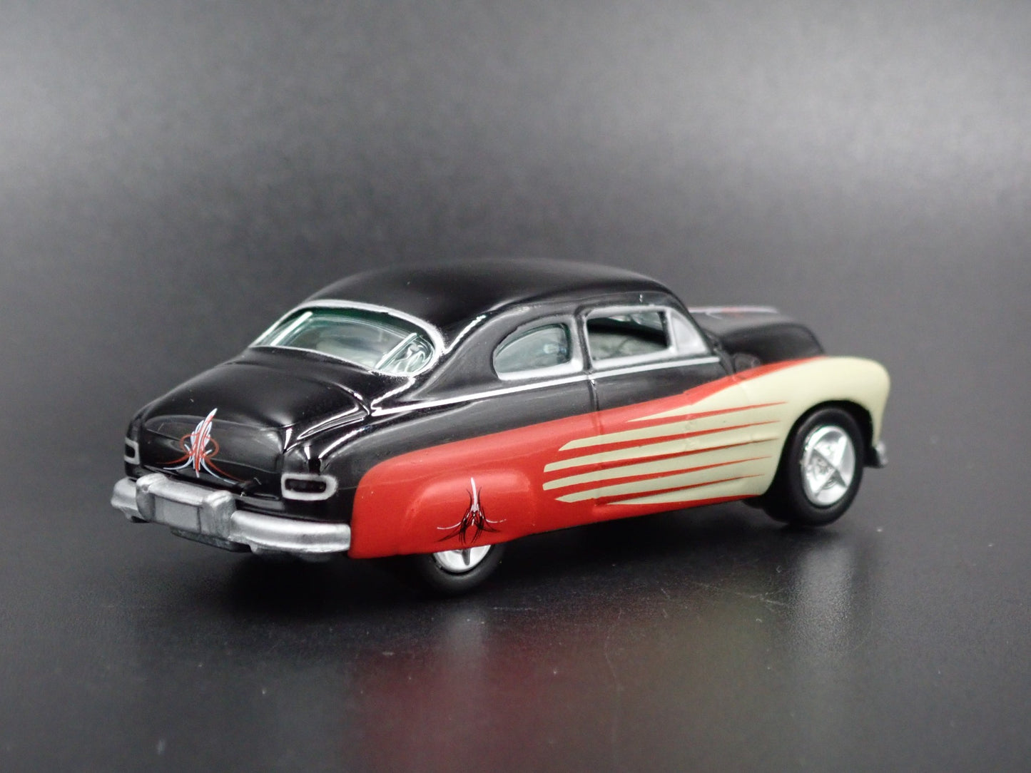 1949 49 MERC MERCURY COUPE RARE 1/64 SCALE COLLECTIBLE DIORAMA DIECAST MODEL CAR