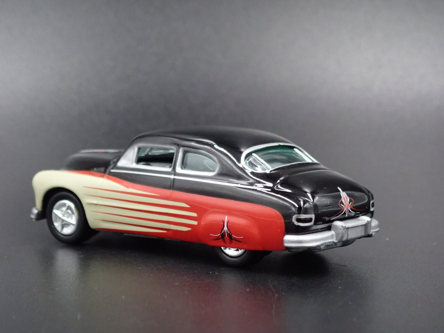 1949 49 MERC MERCURY COUPE RARE 1/64 SCALE COLLECTIBLE DIORAMA DIECAST MODEL CAR
