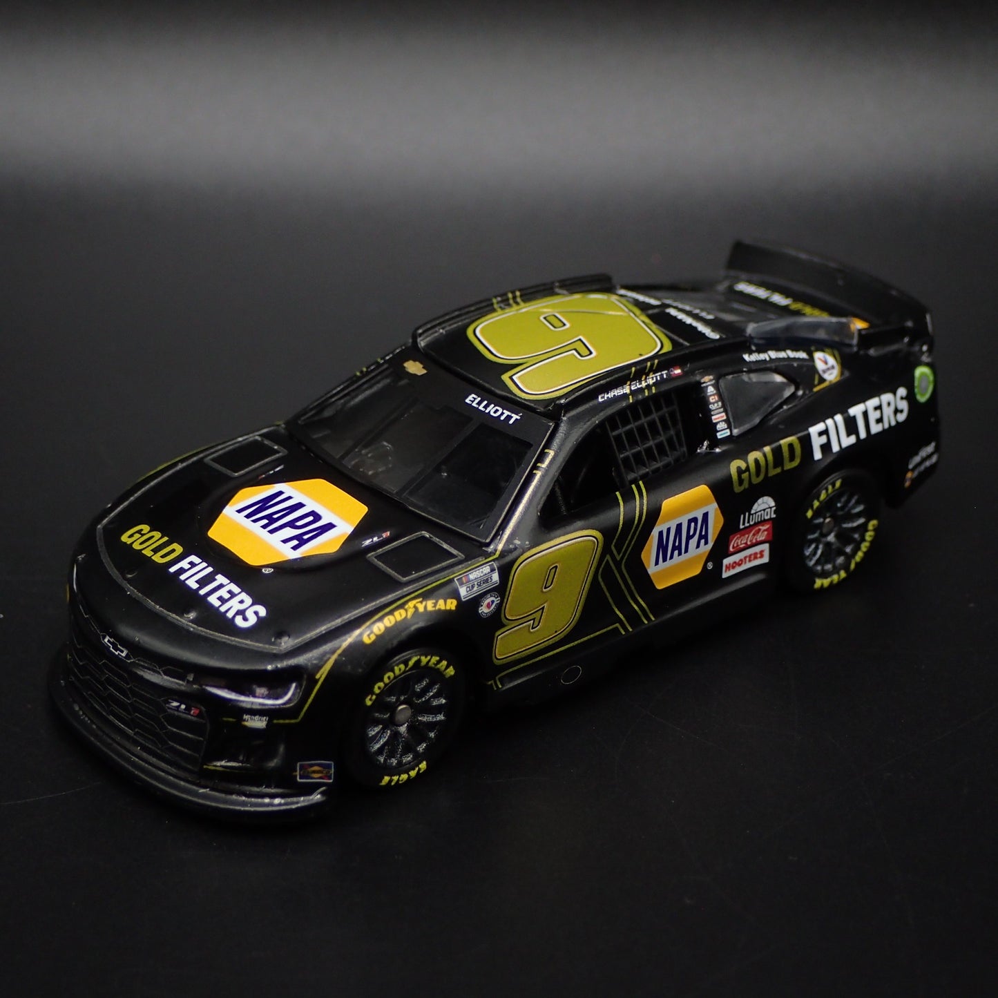 2023 23 CHEVY CAMARO ZL1 9 CHASE ELLIOTT NAPA GOLD NASCAR 1:64 DIECAST MODEL CAR