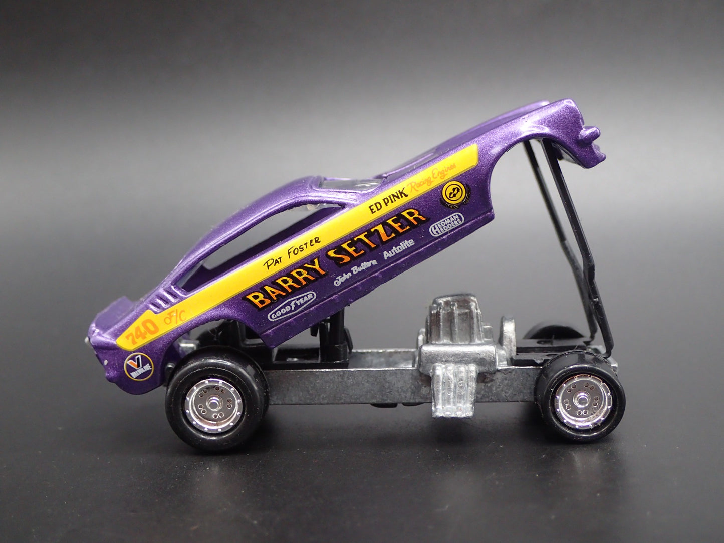 1971 71 CHEVY CHEVROLET VEGA FUNNY CAR BARRY SETZER 1:64 SCALE DIECAST MODEL CAR