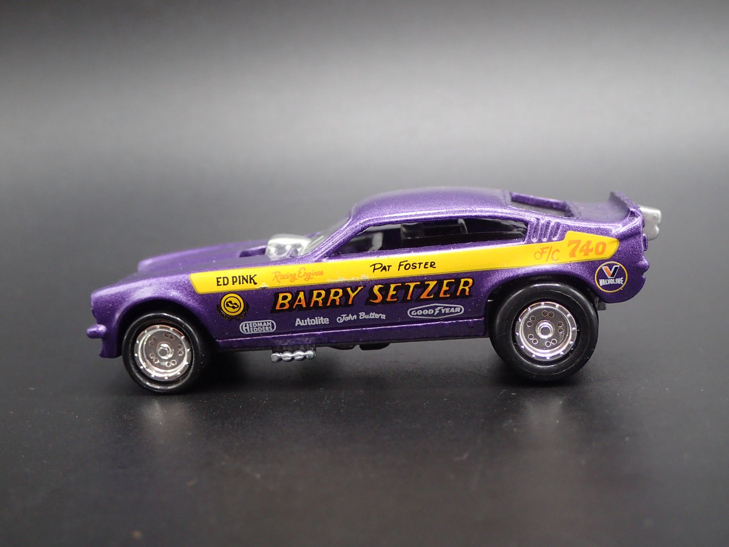 1971 71 CHEVY CHEVROLET VEGA FUNNY CAR BARRY SETZER 1:64 SCALE DIECAST MODEL CAR