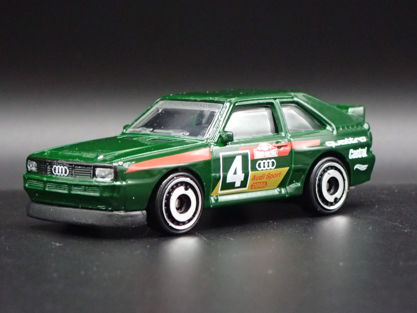 1980-1991 AUDI SPORT QUATTRO GREEN 1:64 SCALE COLLECTIBLE DIECAST MODEL CAR