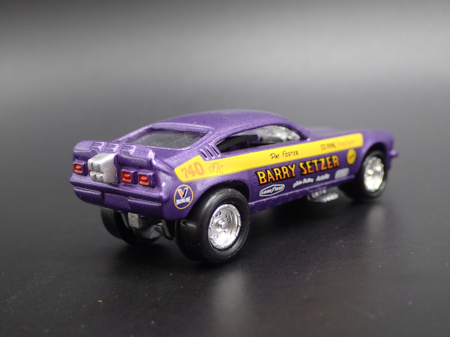 1971 71 CHEVY CHEVROLET VEGA FUNNY CAR BARRY SETZER 1:64 SCALE DIECAST MODEL CAR