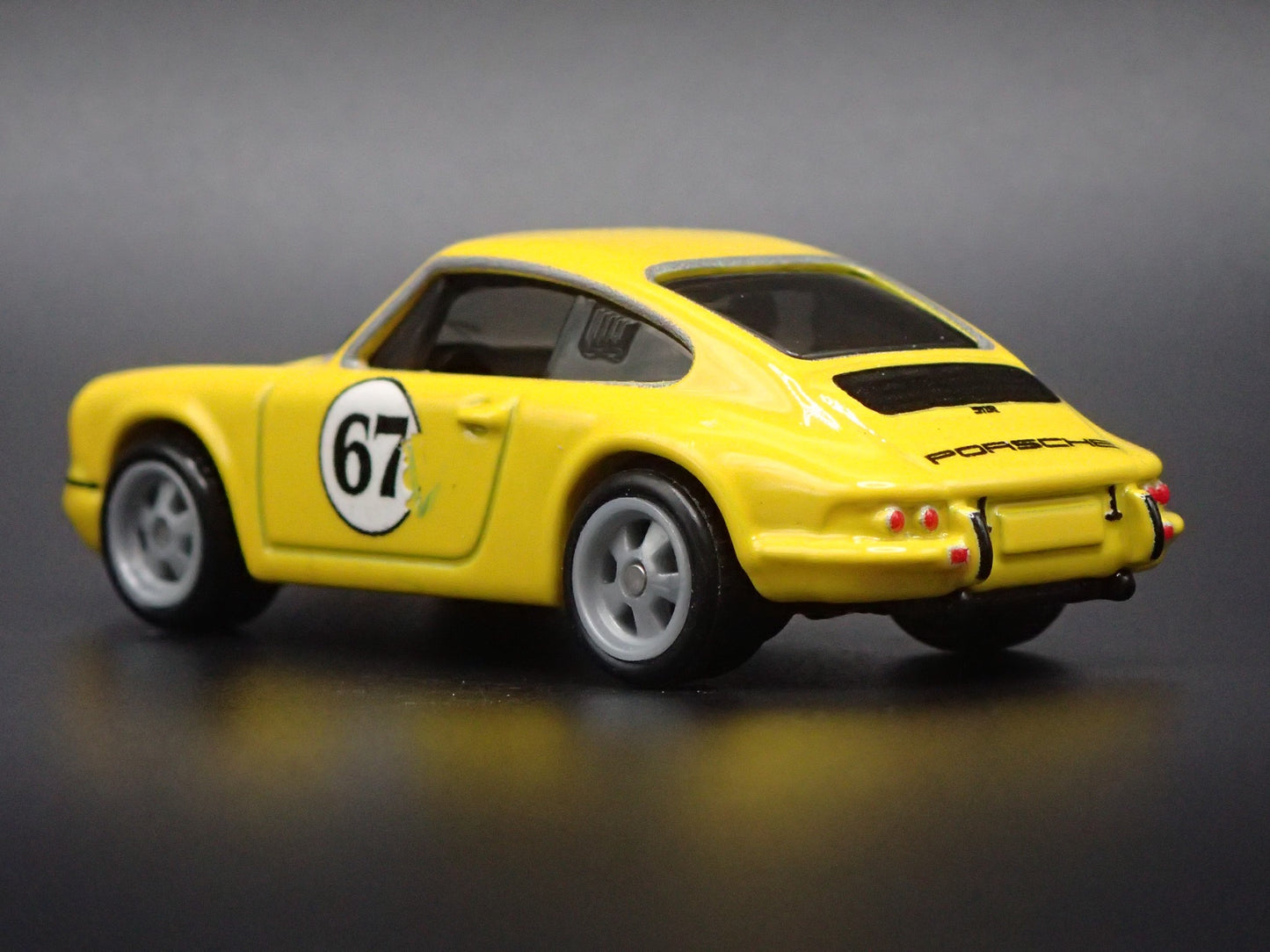 1964-1972 PORSCHE 911 R YELLOW 1:64 SCALE COLLECTIBLE DIORAMA DIECAST MODEL CAR
