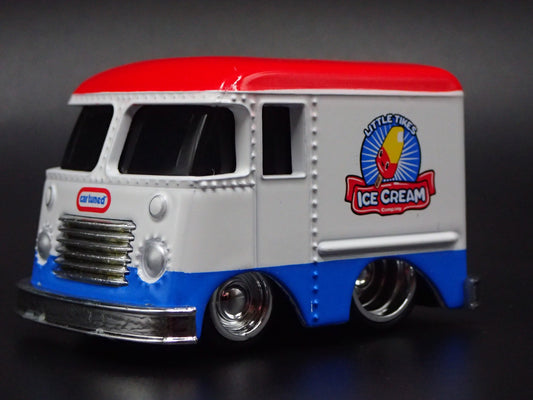 1954 54 GRUMAN STEP VAN CAR TUNED ICE CREAM 1/64 SCALE DIORAMA DIECAST MODEL CAR