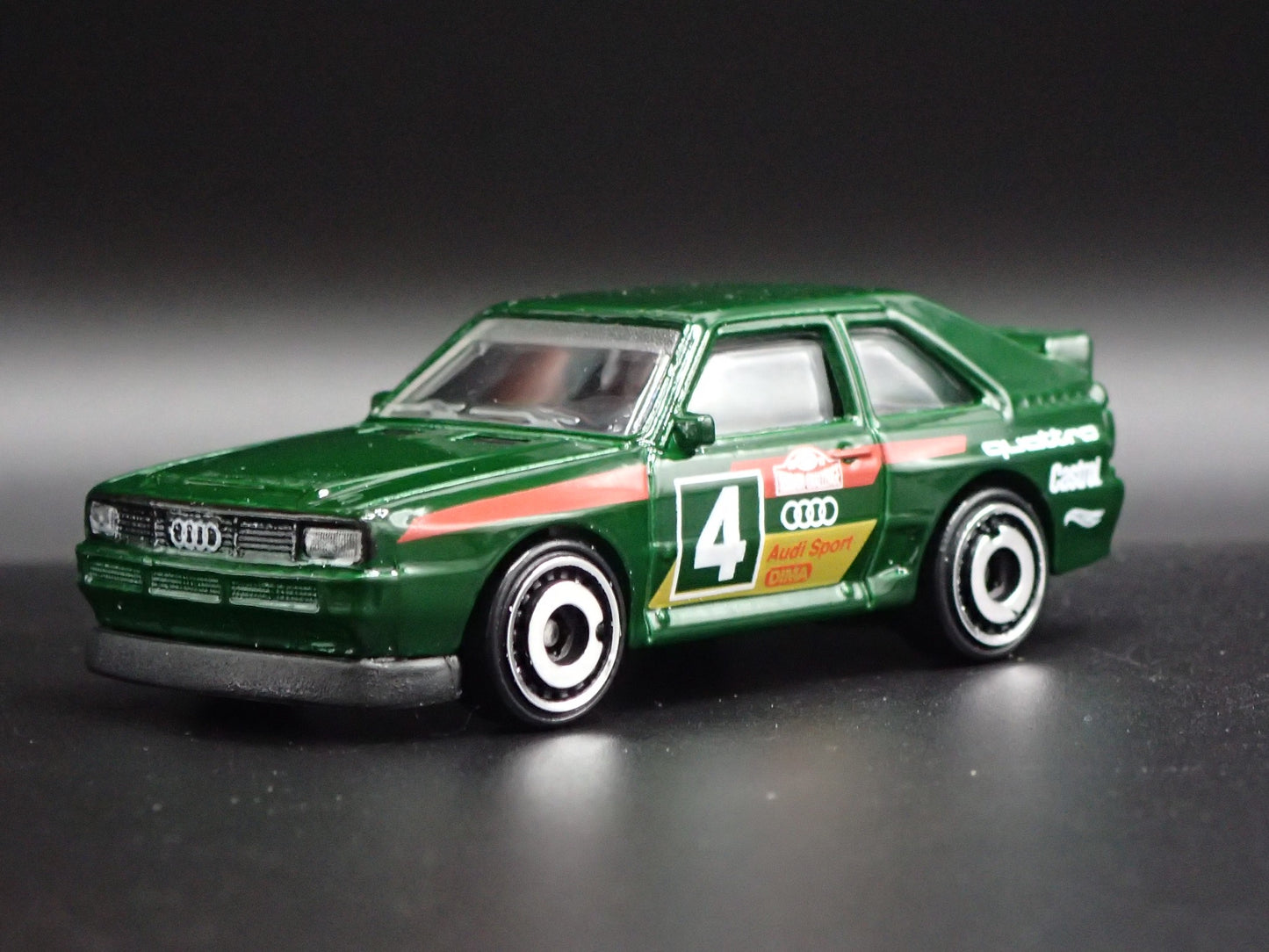 1980-1991 AUDI SPORT QUATTRO GREEN 1:64 SCALE COLLECTIBLE DIECAST MODEL CAR