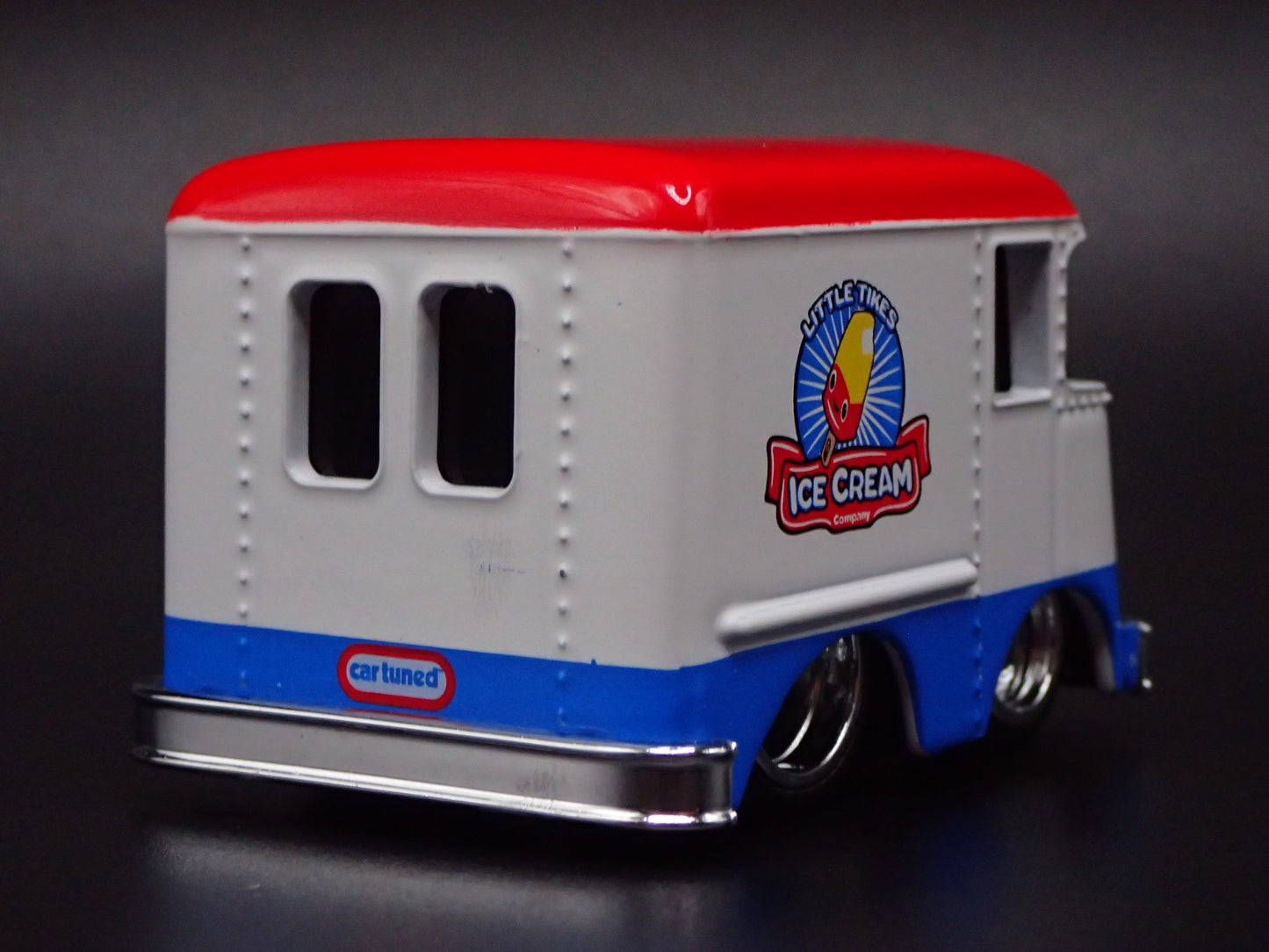 1954 54 GRUMAN STEP VAN CAR TUNED ICE CREAM 1/64 SCALE DIORAMA DIECAST MODEL CAR