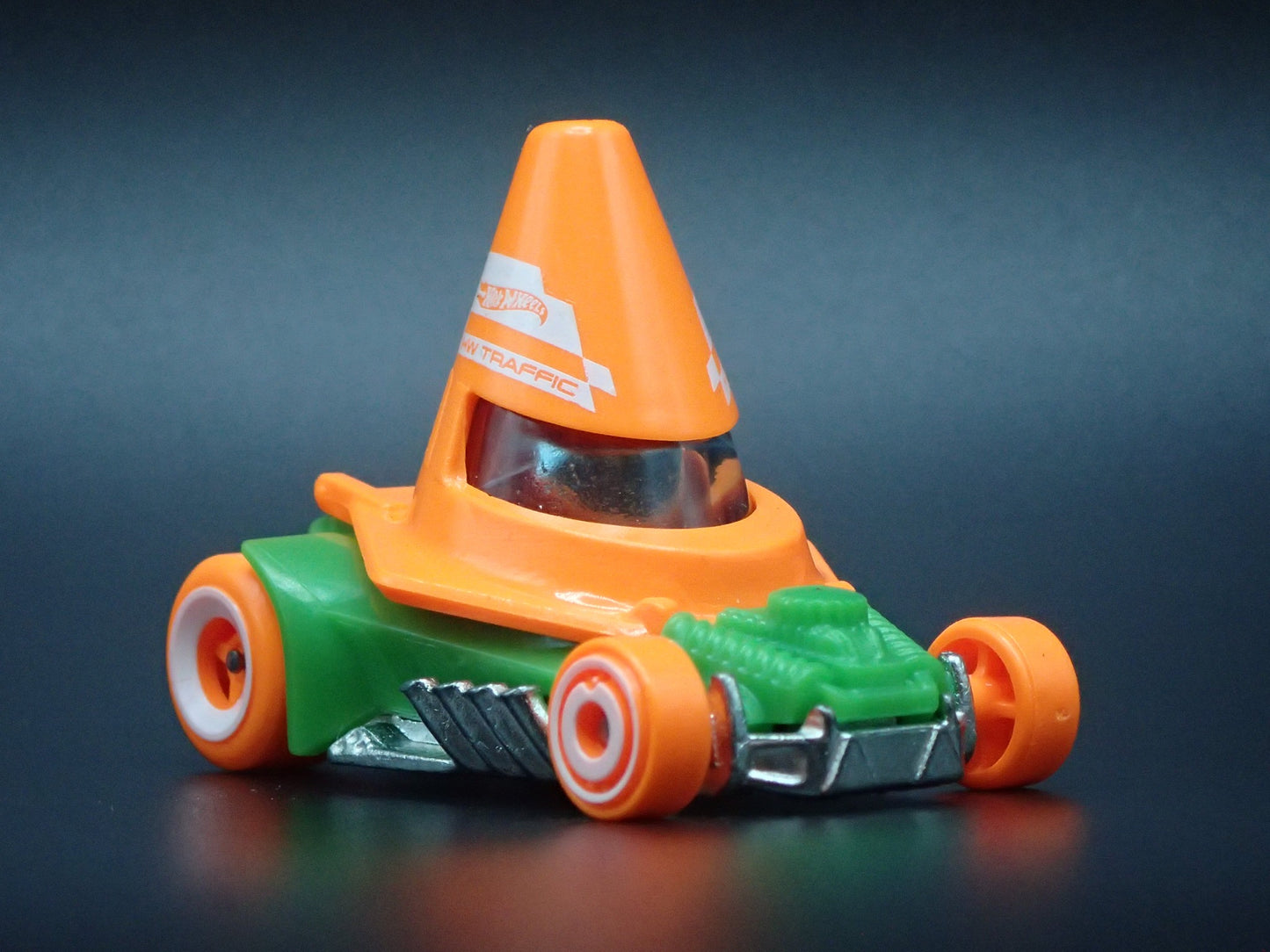 CUSTOM CONE SHAKER ORANGE 1:64 SCALE COLLECTIBLE DIORAMA DIECAST MODEL CAR