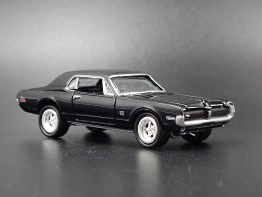 1968 68 MERCURY COUGAR XR7 BLK 1/64 SCALE COLLECTIBLE DIORAMA DIECAST MODEL CAR