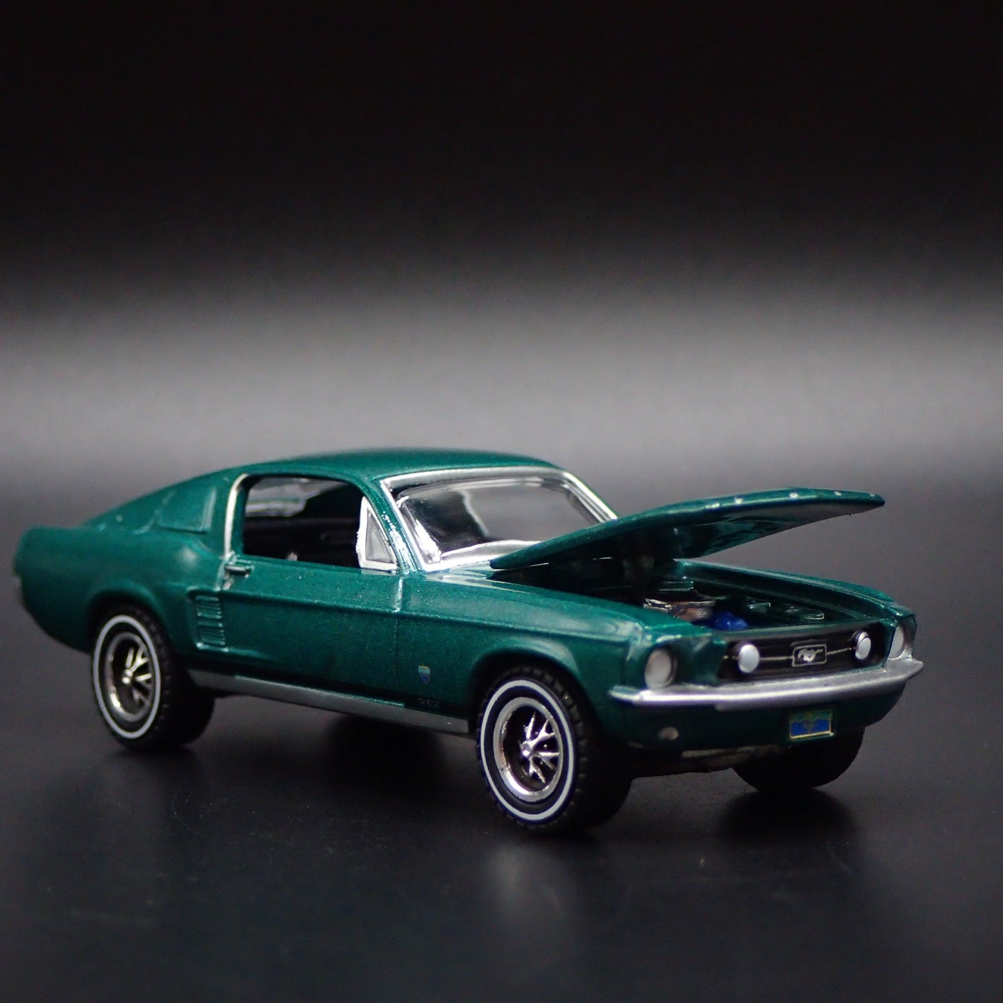 1967 67 FORD MUSTANG FASTBACK GREEN 1:64 SCALE COLLECTIBLE DIECAST MODEL CAR
