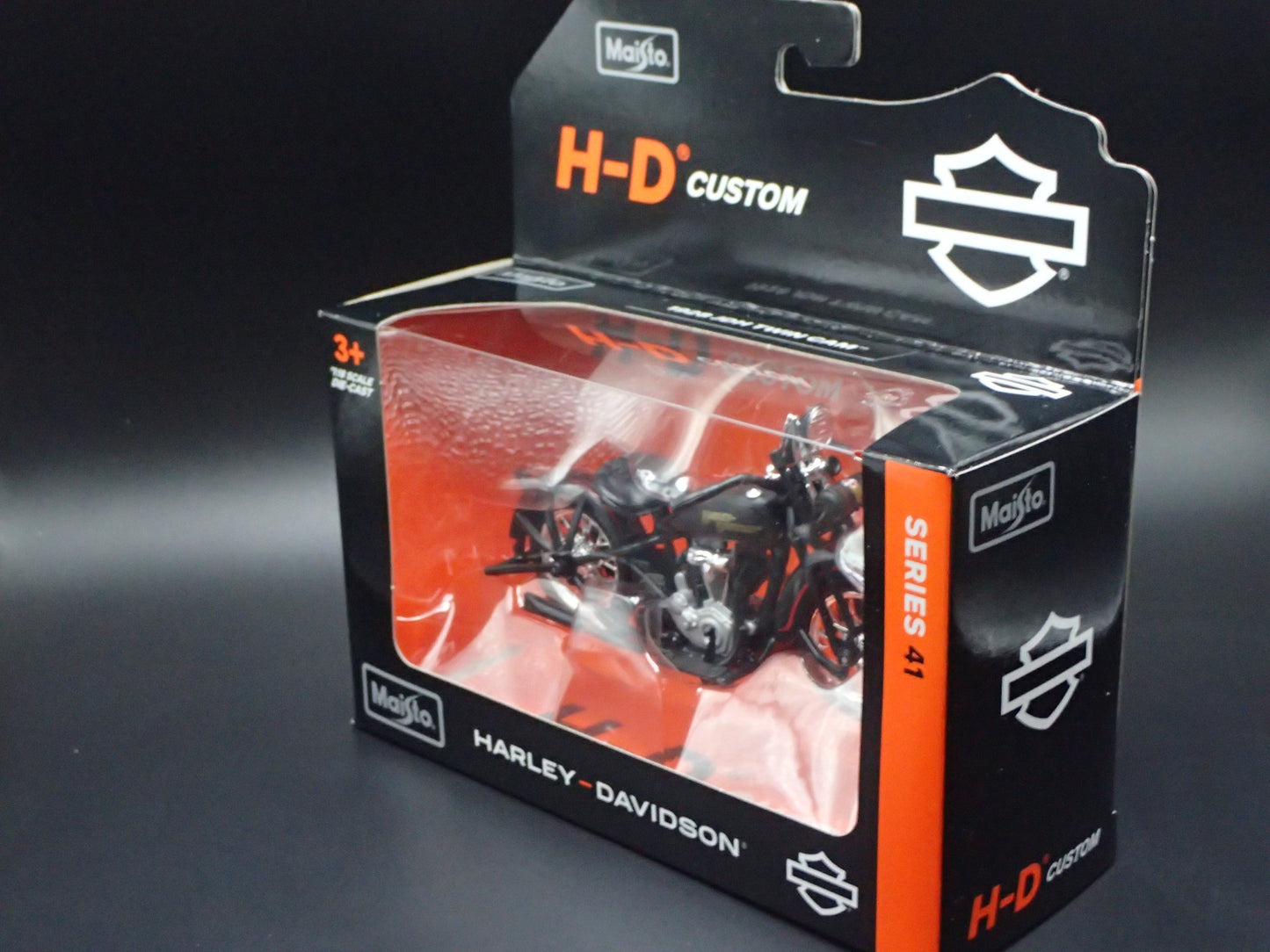 1928 28 JDH TWIN CAM HARLEY DAVIDSON MAISTO SERIES 41 1/18 MOTORCYCLE MODEL