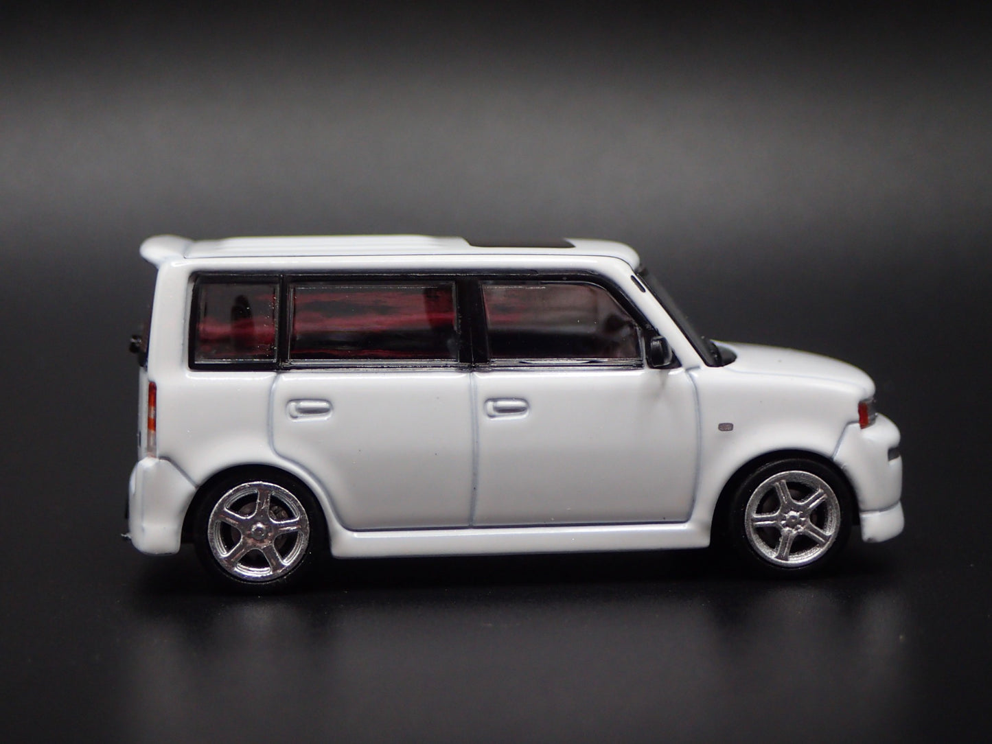 2003-2006 SCION XB WHITE RARE 1/64 SCALE COLLECTIBLE DIORAMA DIECAST MODEL CAR