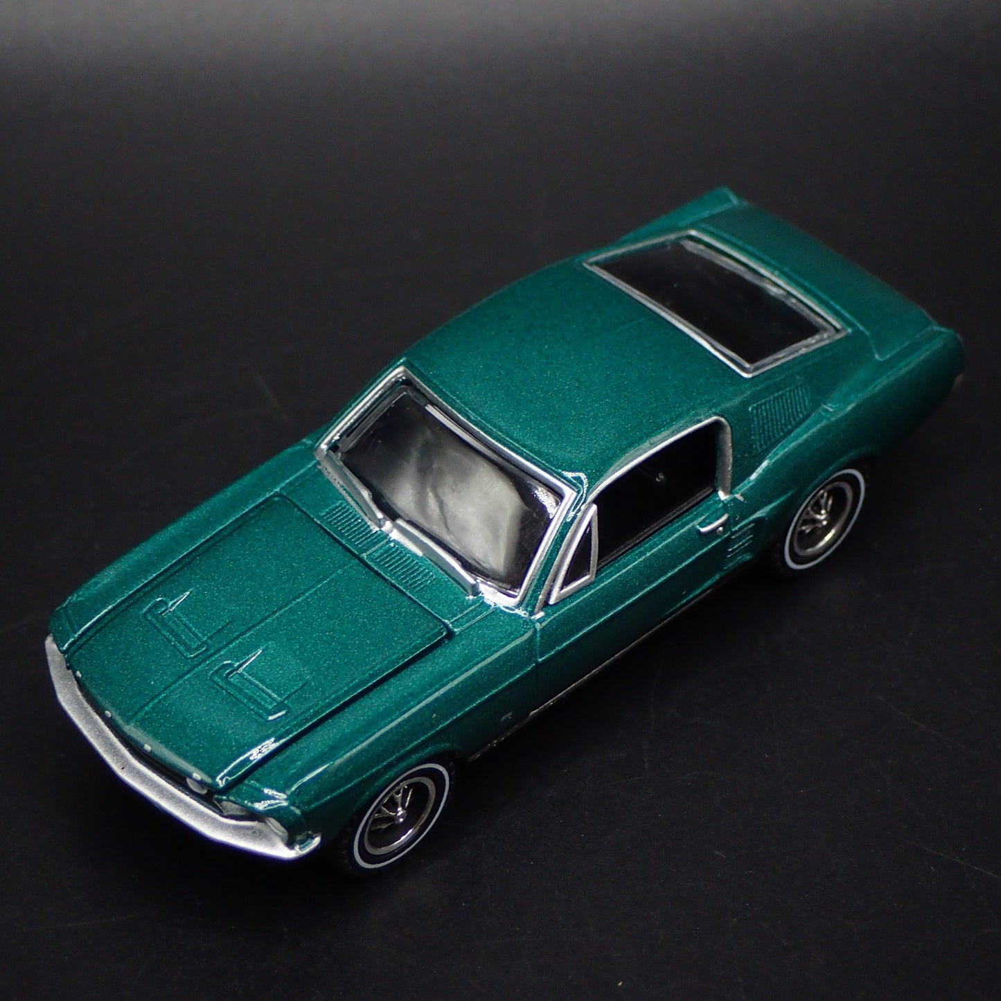 1967 67 FORD MUSTANG FASTBACK GREEN 1:64 SCALE COLLECTIBLE DIECAST MODEL CAR