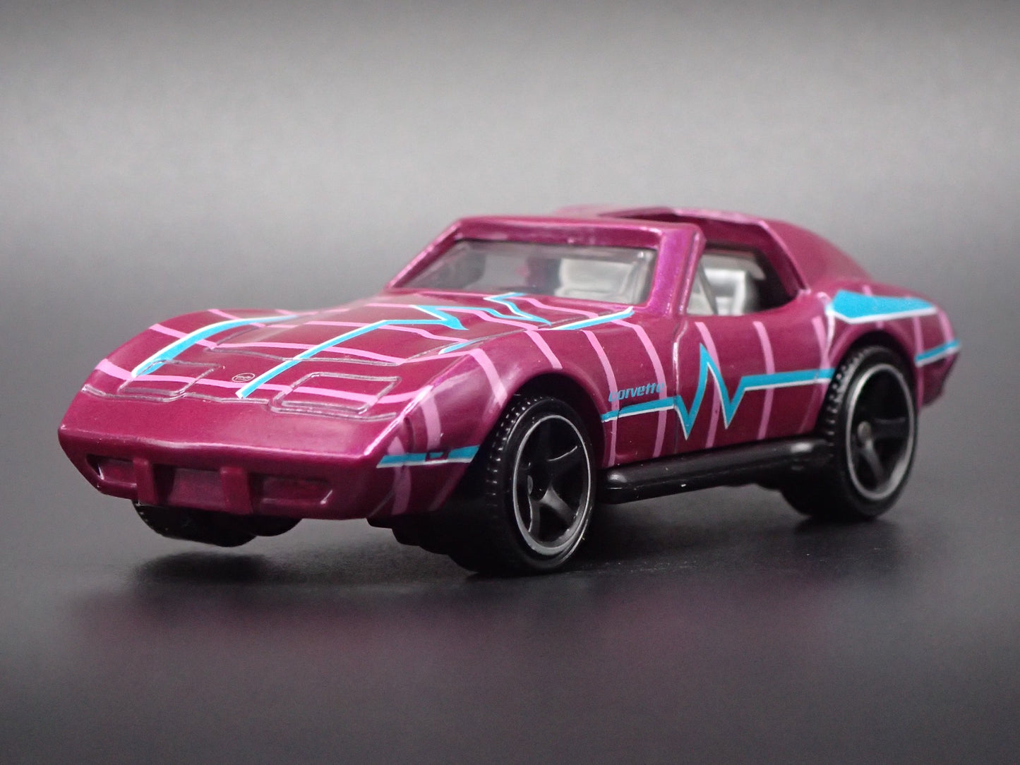 1979 79 CHEVY CHEVROLET CORVETTE T-TOP RARE 1:64 SCALE DIORAMA DIECAST MODEL CAR