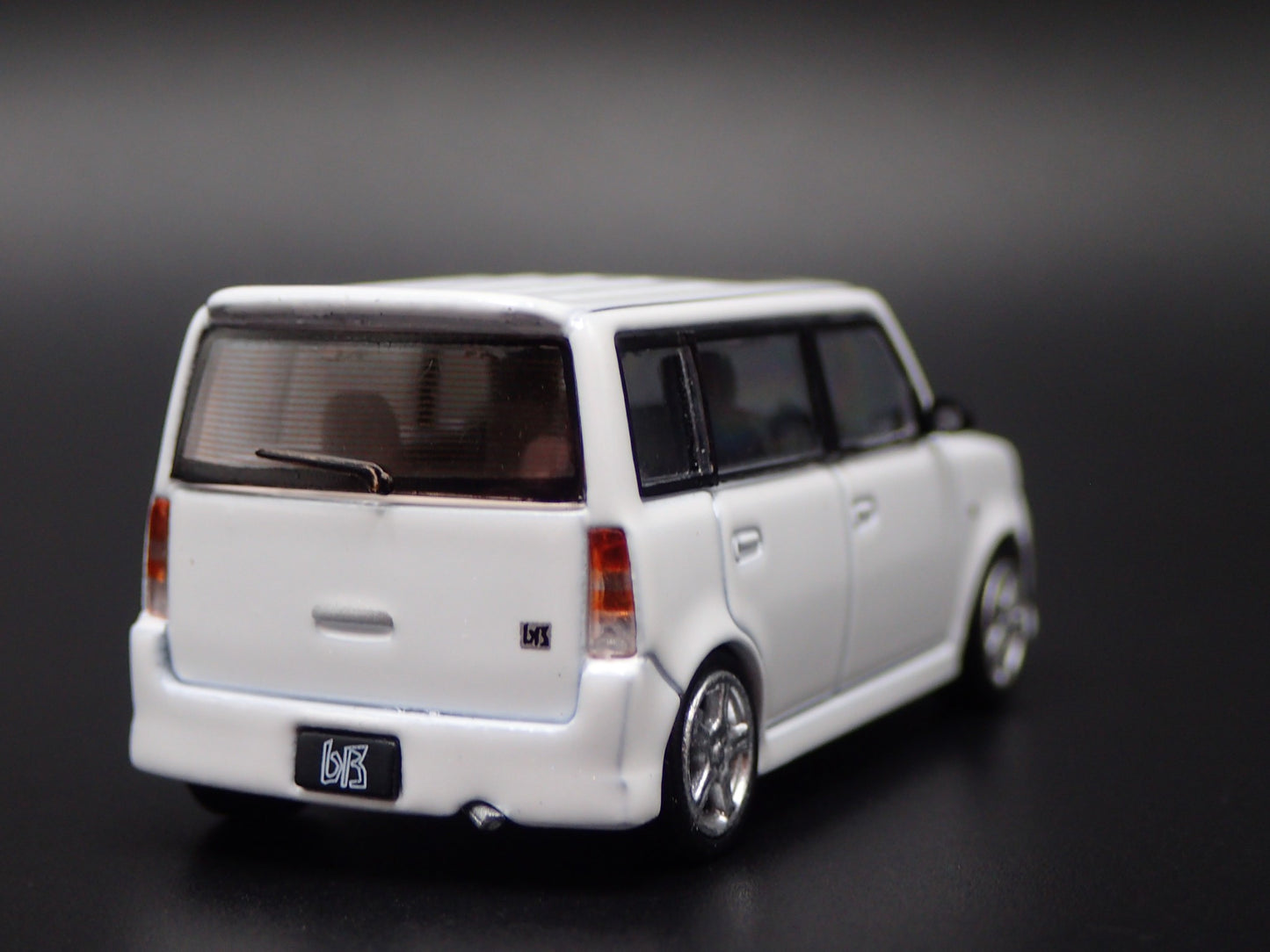 2003-2006 SCION XB WHITE RARE 1/64 SCALE COLLECTIBLE DIORAMA DIECAST MODEL CAR