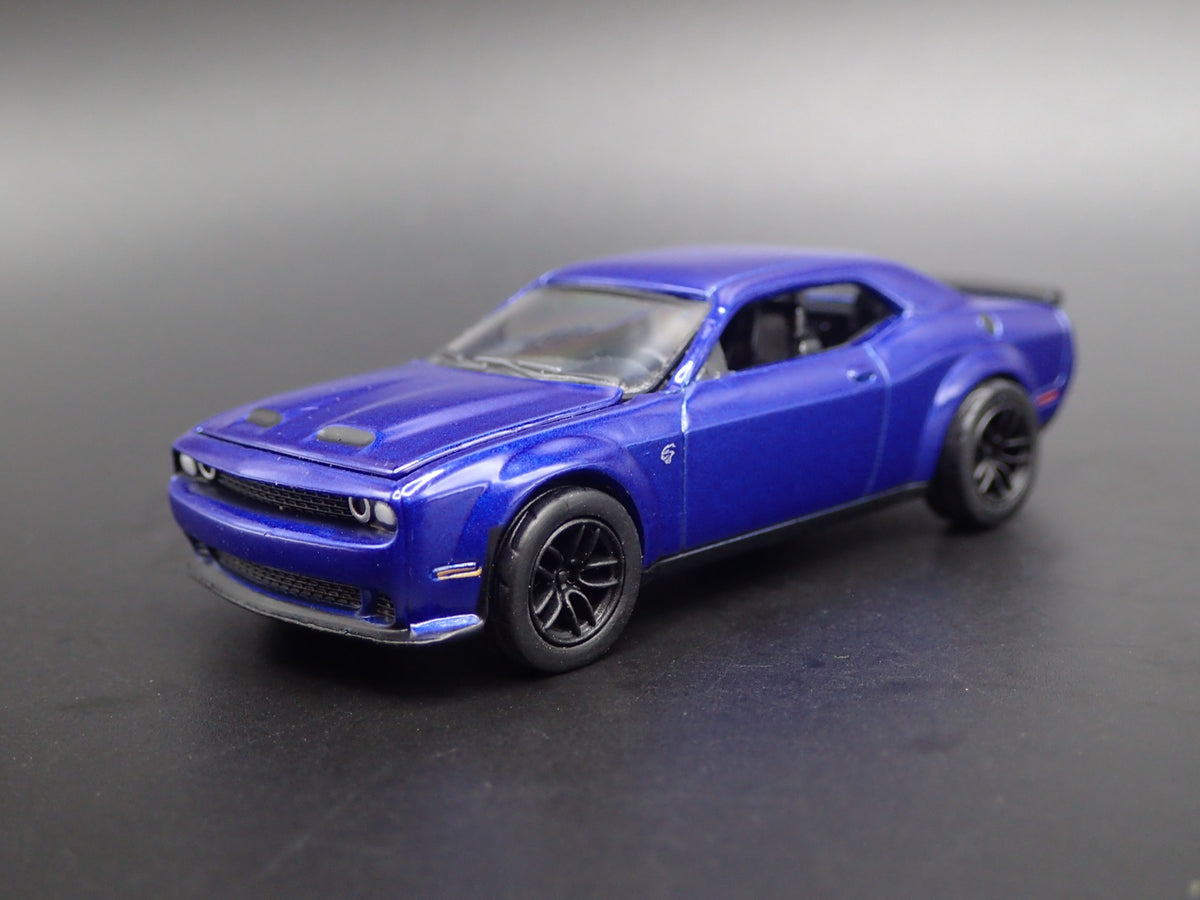 2019 19 DODGE CHALLENGER SRT HELLCAT RARE 1/64 SCALE DIORAMA DIECAST MODEL CAR-Burning Rubber Toy Company