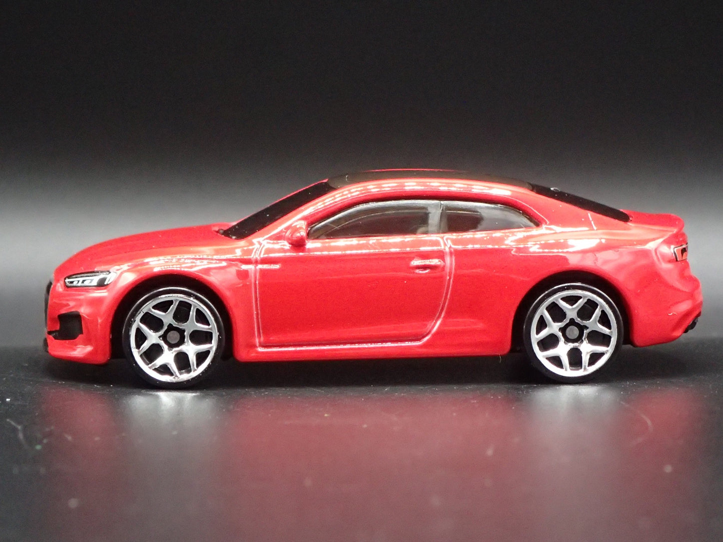 2018-2024 AUDI RS 5 COUPE RED 1:64 SCALE COLLECTIBLE DIORAMA DIECAST MODEL CAR