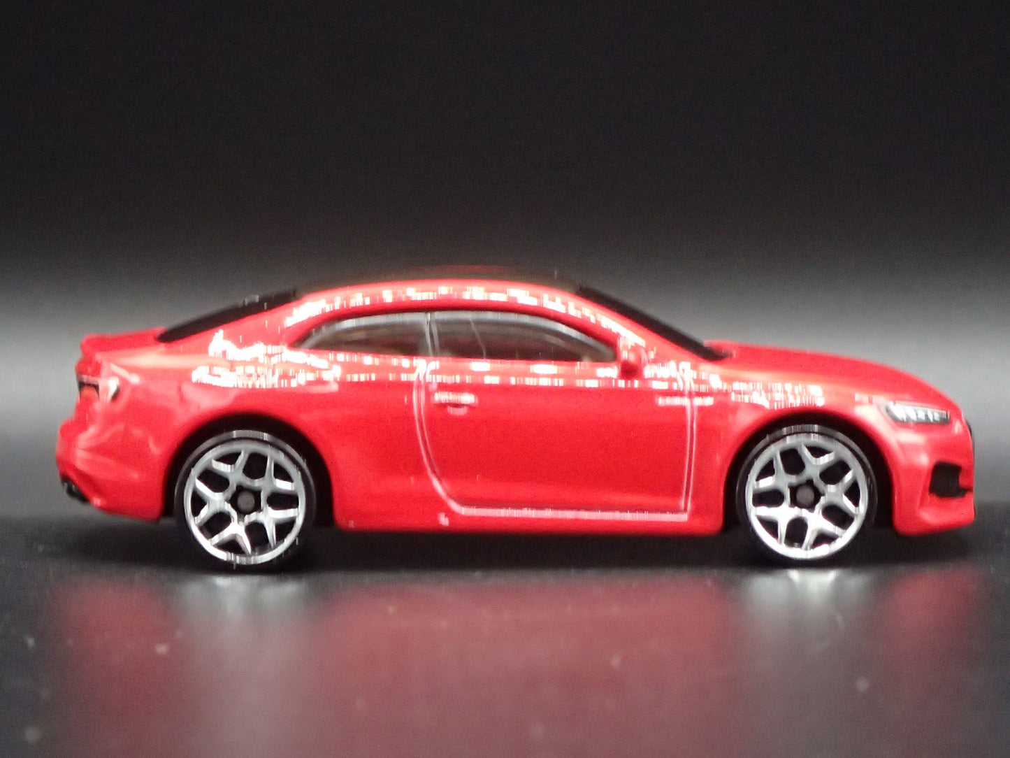 2018-2024 AUDI RS 5 COUPE RED 1:64 SCALE COLLECTIBLE DIORAMA DIECAST MODEL CAR