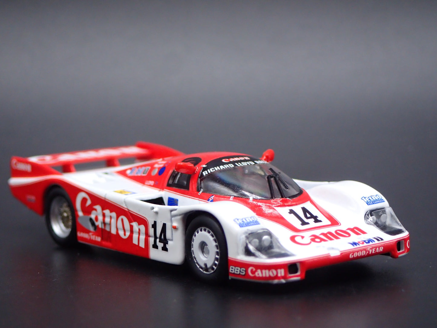 PORSCHE 956 #14 CANON 2nd 24H LE MANS 1985 RACE 1:64 SCALE DIECAST MODEL CAR