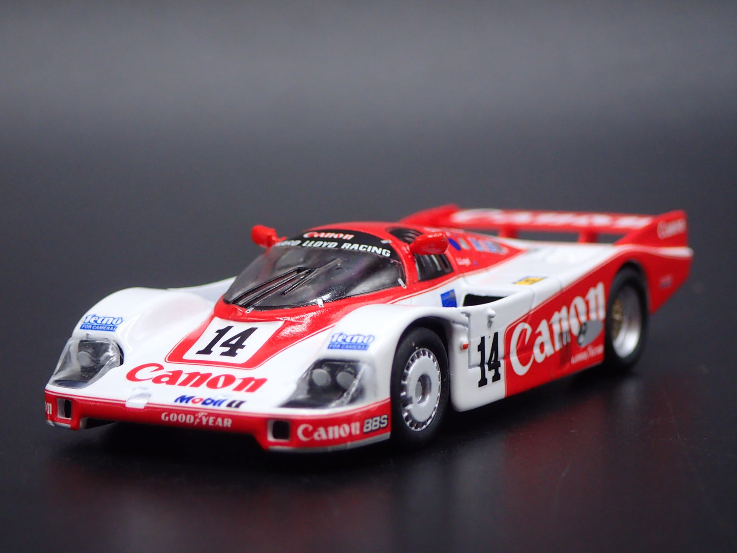 PORSCHE 956 #14 CANON 2nd 24H LE MANS 1985 RACE 1:64 SCALE DIECAST MODEL CAR