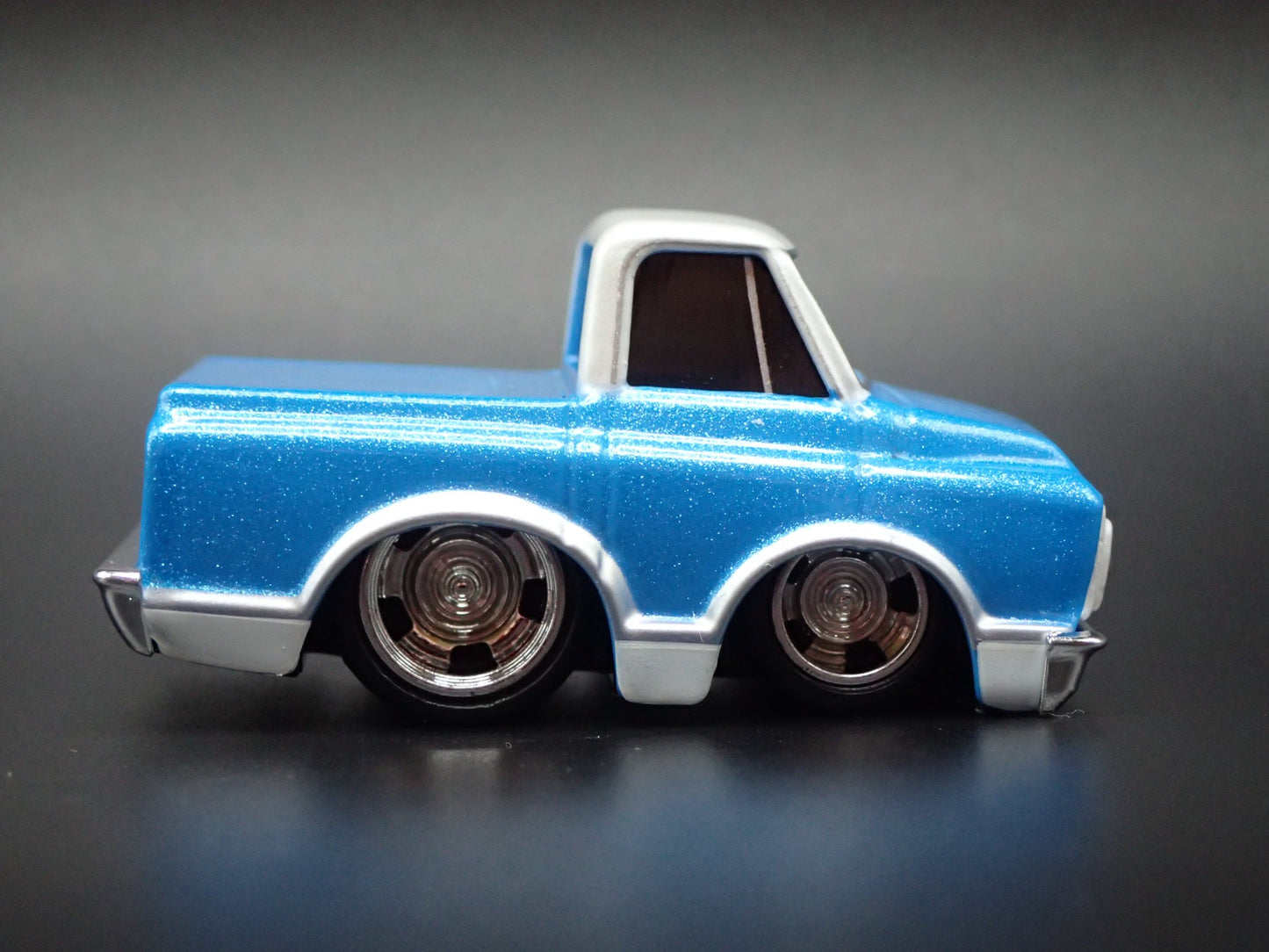 1967 67 CHEVY CHEVROLET C10 PICKUP TRUCK CAR TUNED 1:64 SCALE DIECAST MODEL CAR
