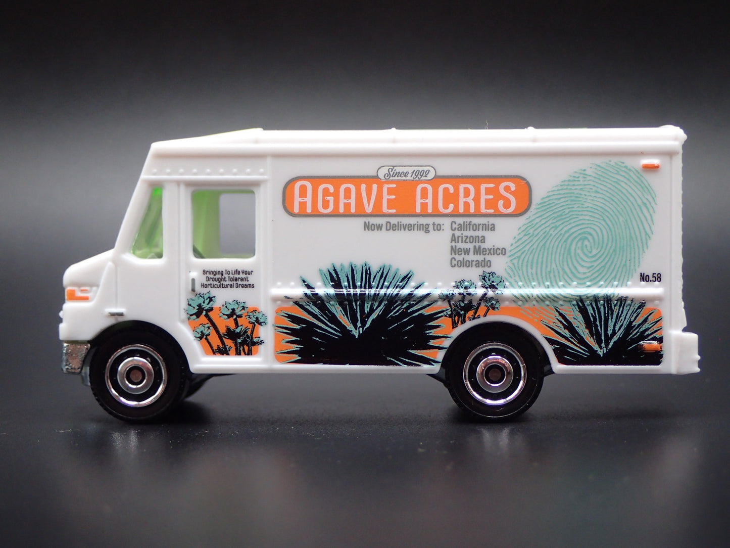 STEP VAN BOX AGAVE ACRES PLANT DELIVERY 1:64 MB SCALE DIORAMA DIECAST MODEL CAR