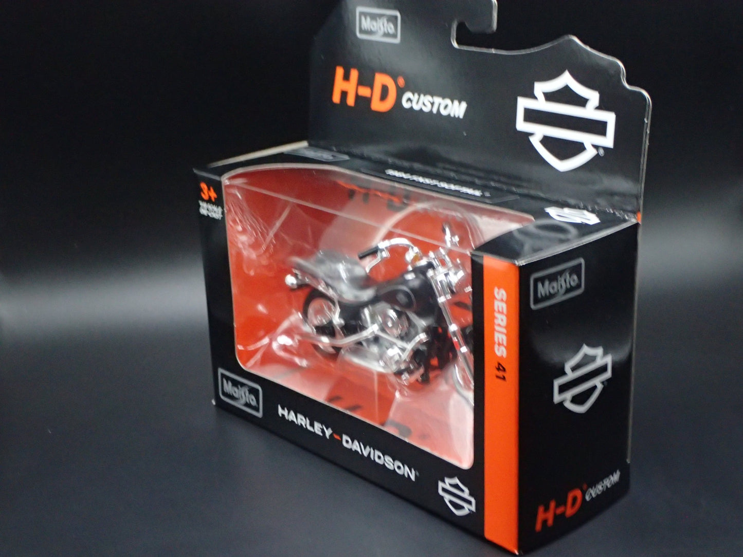 1984 84 FXST SOFTAIL HARLEY DAVIDSON MOTORCYCLE MAISTO SERIES 41 RARE 1/18 MODEL