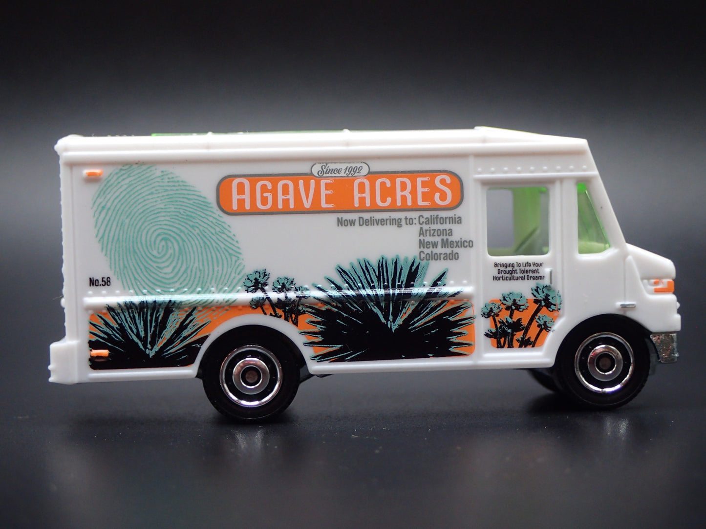 STEP VAN BOX AGAVE ACRES PLANT DELIVERY 1:64 MB SCALE DIORAMA DIECAST MODEL CAR