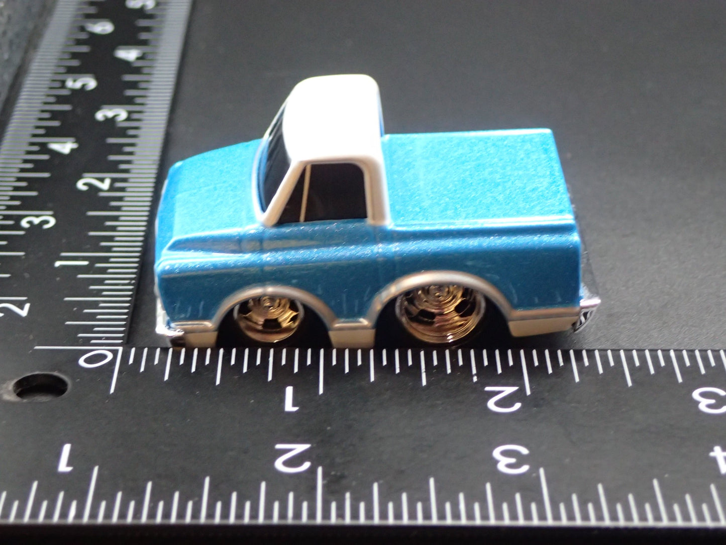 1967 67 CHEVY CHEVROLET C10 PICKUP TRUCK CAR TUNED 1:64 SCALE DIECAST MODEL CAR