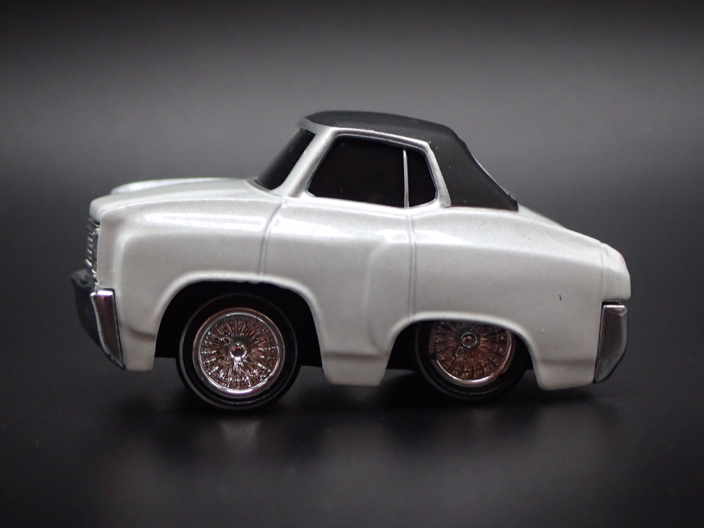 1970 70 CHEVY CHEVROLET MONTE CARLO CAR TUNED WHITE 1:64 SCALE DIECAST MODEL CAR