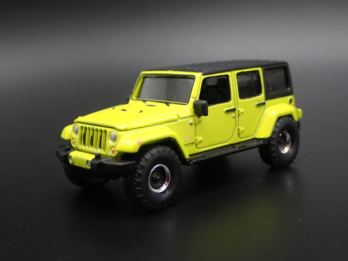 2006-2018 JEEP WRANGLER UNLIMITED SAHARA JK 4 DOOR 1:64 SCALE DIECAST MODEL CAR