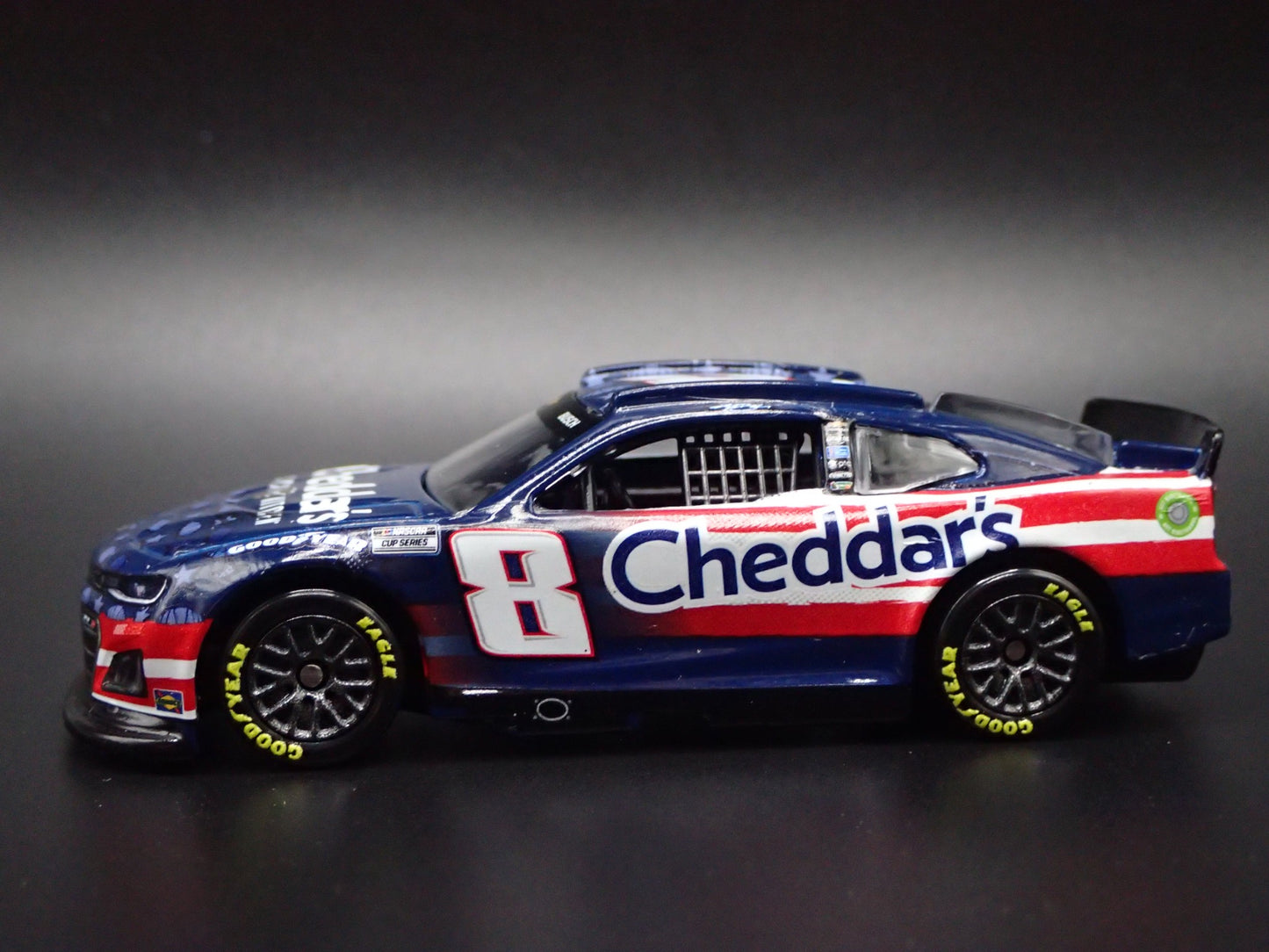 2024 24 CHEVROLET CAMARO ZL1 8 KYLE BUSCH CHEDDARS NASCAR 1:64 DIECAST MODEL CAR