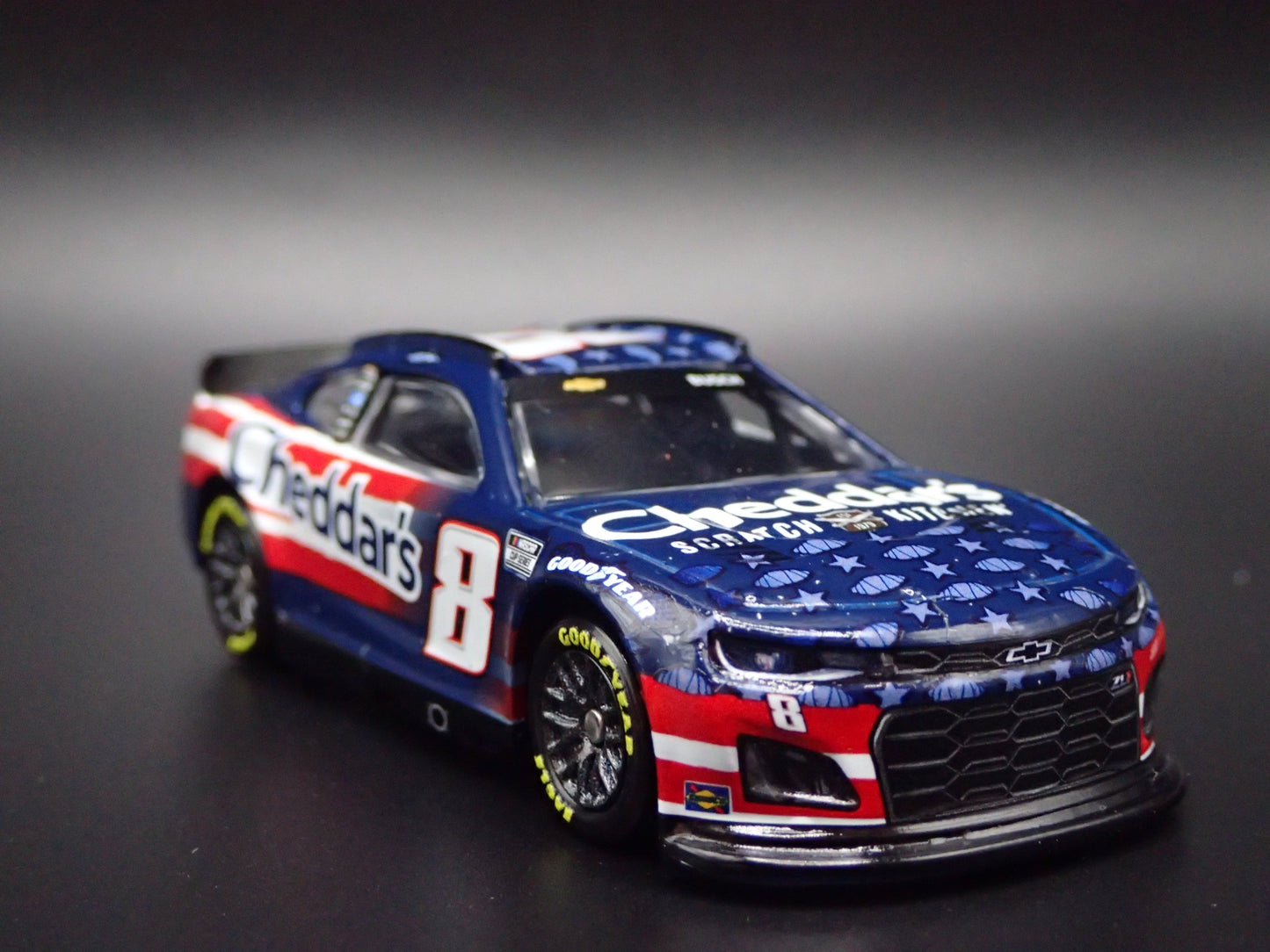 2024 24 CHEVROLET CAMARO ZL1 8 KYLE BUSCH CHEDDARS NASCAR 1:64 DIECAST MODEL CAR