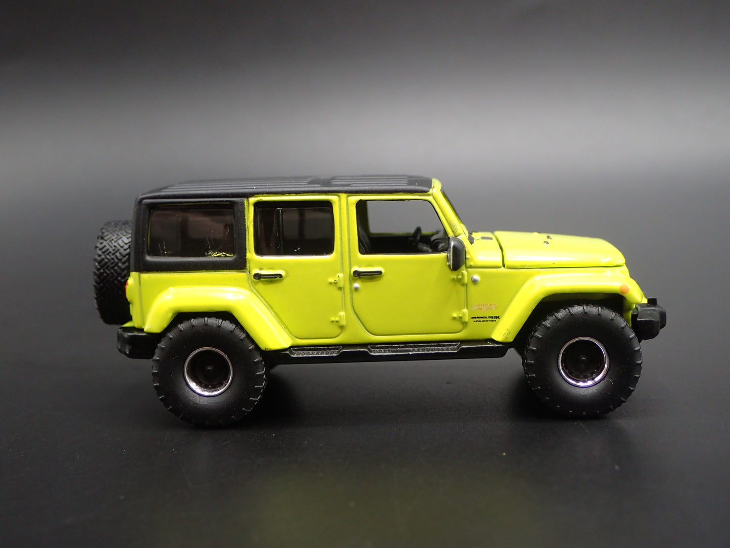 2006-2018 JEEP WRANGLER UNLIMITED SAHARA JK 4 DOOR 1:64 SCALE DIECAST MODEL CAR