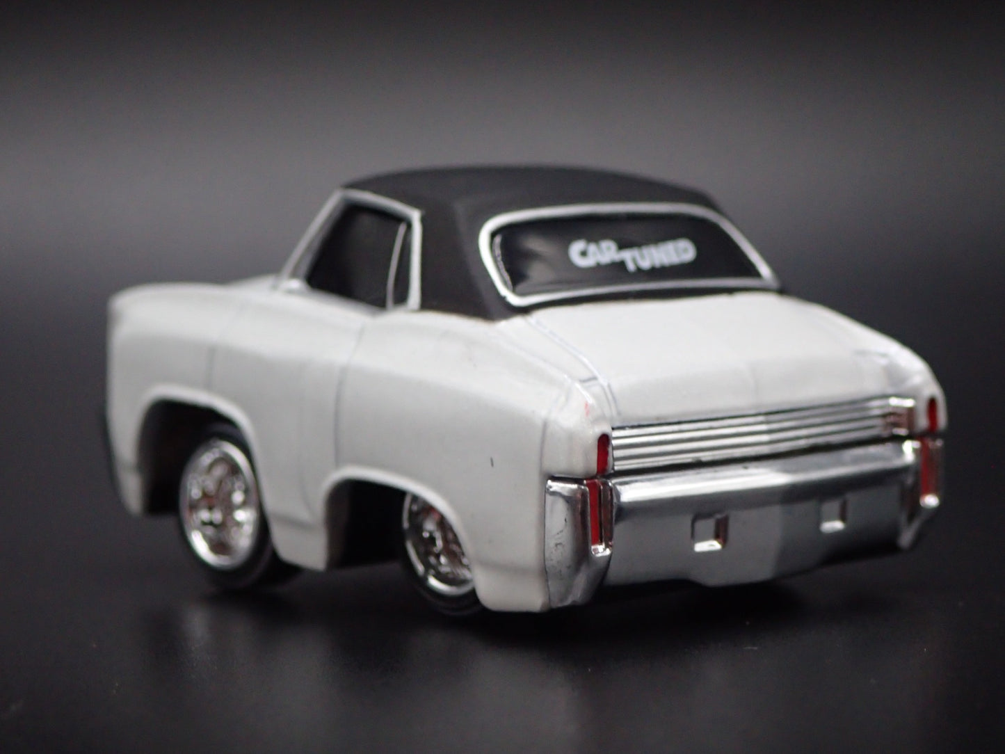 1970 70 CHEVY CHEVROLET MONTE CARLO CAR TUNED WHITE 1:64 SCALE DIECAST MODEL CAR