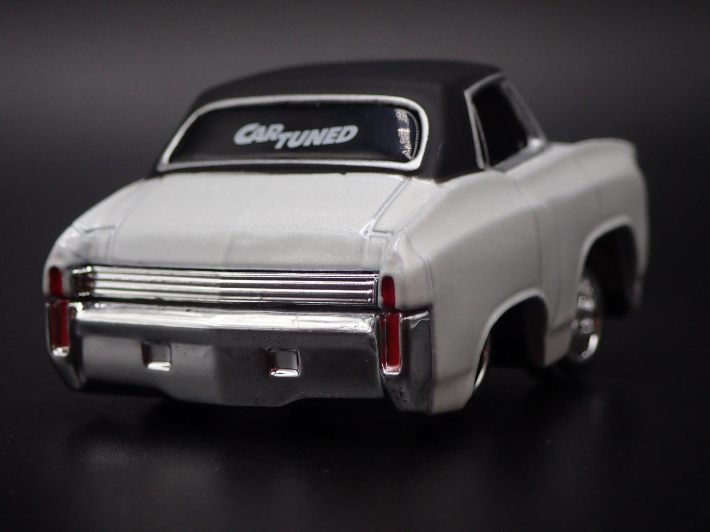 1970 70 CHEVY CHEVROLET MONTE CARLO CAR TUNED WHITE 1:64 SCALE DIECAST MODEL CAR