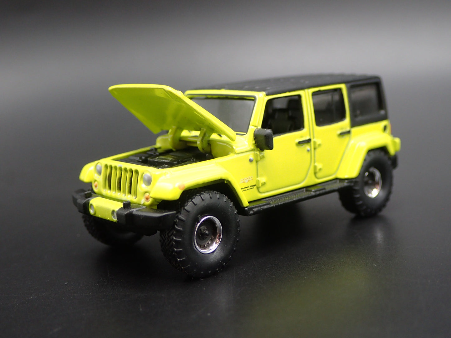 2006-2018 JEEP WRANGLER UNLIMITED SAHARA JK 4 DOOR 1:64 SCALE DIECAST MODEL CAR