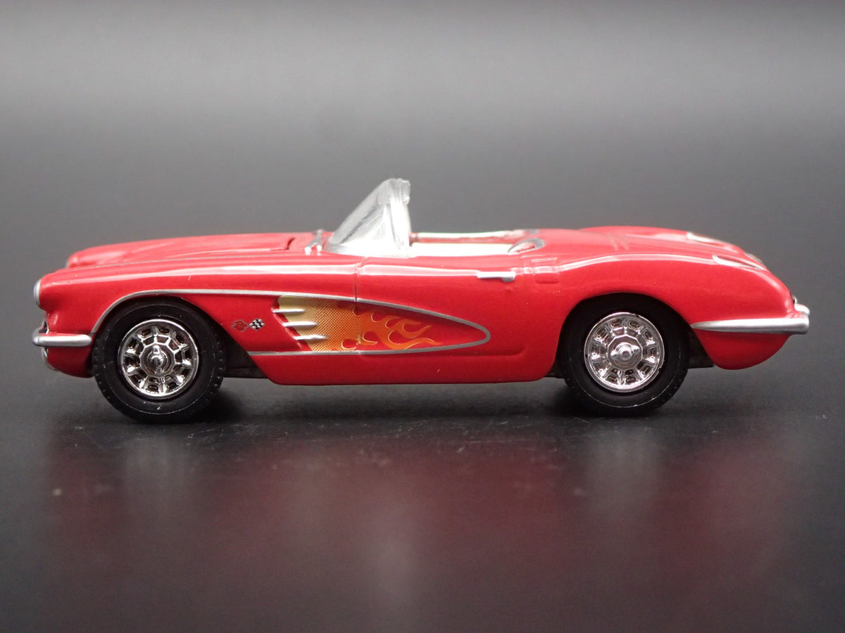 1960 60 CHEVY CHEVROLET CORVETTE CONVERTIBLE RED 1:64 SCALE DIECAST MODEL CAR
