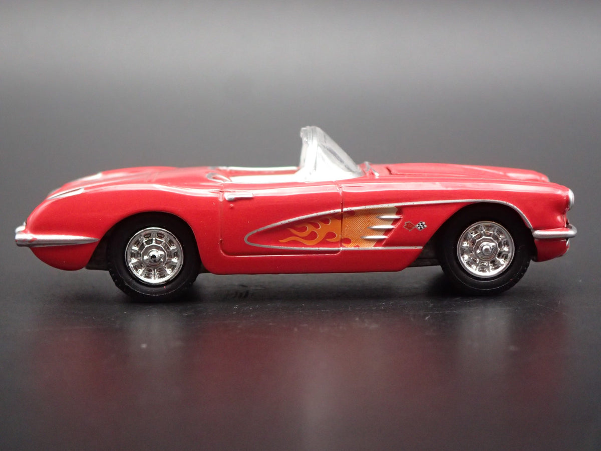 1960 60 CHEVY CHEVROLET CORVETTE CONVERTIBLE RED 1:64 SCALE DIECAST MODEL CAR