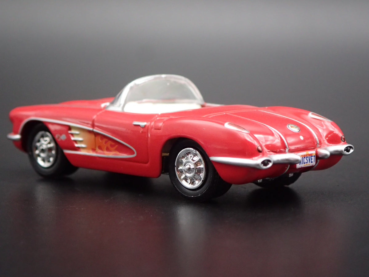 1960 60 CHEVY CHEVROLET CORVETTE CONVERTIBLE RED 1:64 SCALE DIECAST MODEL CAR