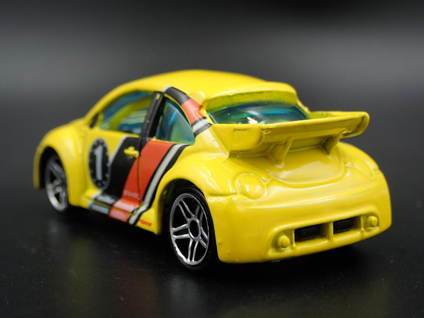 1998-2011 VW VOLKSWAGEN NEW BEETLE BUG CUP 1:64 SCALE DIORAMA DIECAST MODEL CAR