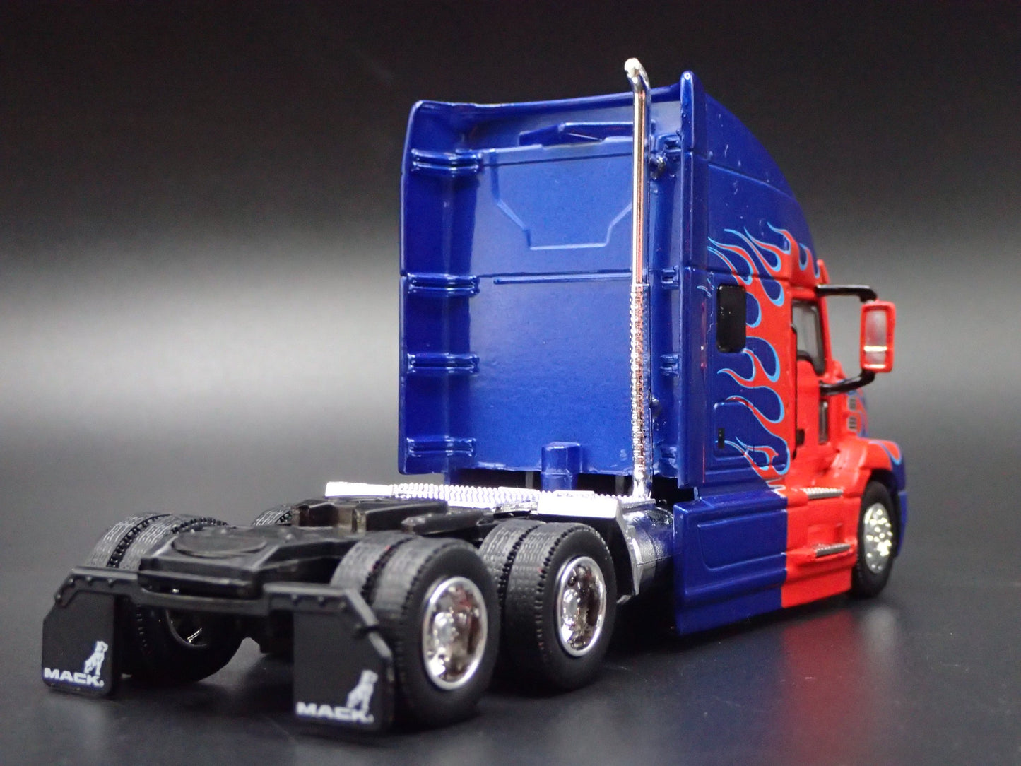 2019 19 MACK ANTHEM HIGHWAY LONG HAUL TRUCK CAB 1:64 SCALE DIECAST MODEL CAR