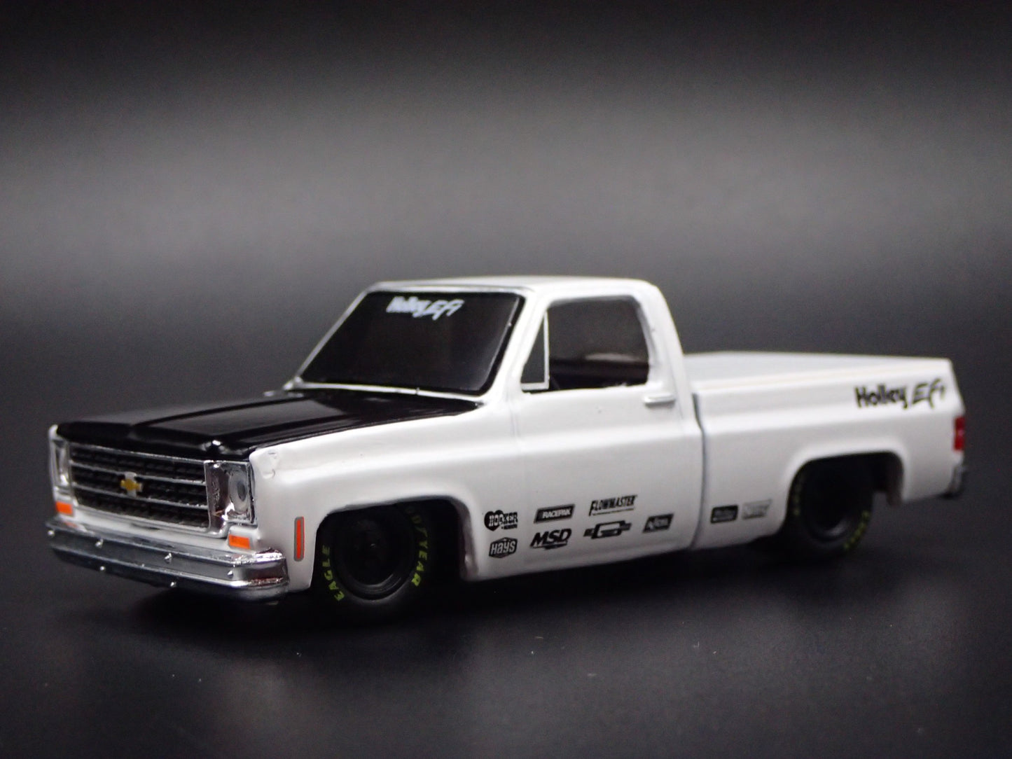 1978 78 CHEVY CHEVROLET SILVERADO SQUAREBODY TRUCK WHITE 1/64 DIECAST MODEL CAR
