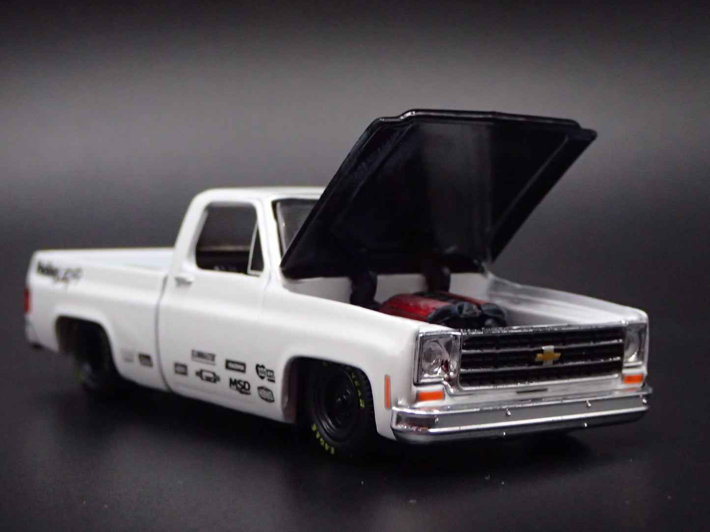 1978 78 CHEVY CHEVROLET SILVERADO SQUAREBODY TRUCK WHITE 1/64 DIECAST MODEL CAR