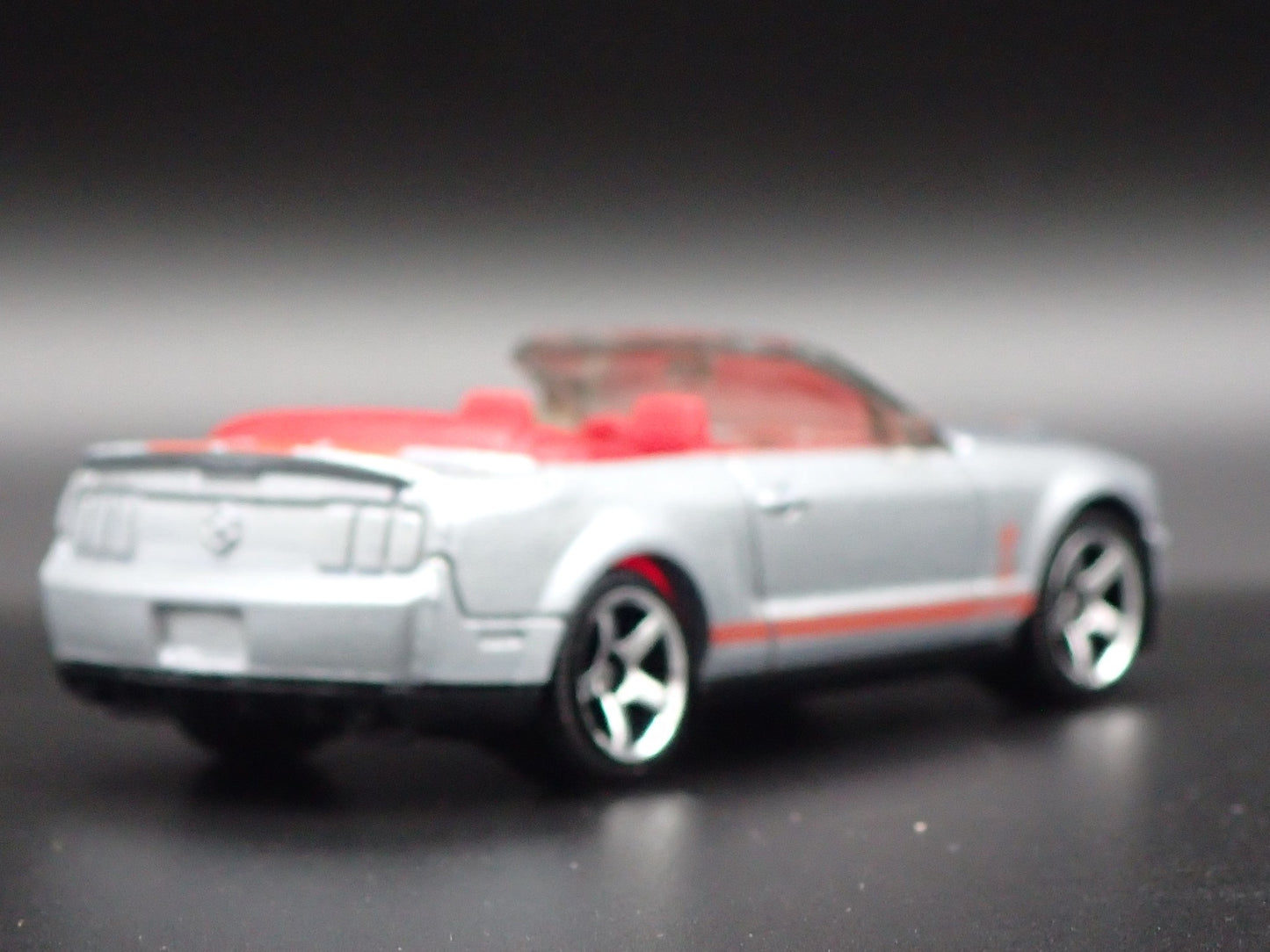 2007 07 FORD MUSTANG SHELBY GT500 G CONVERTIBLE  1:64 SCALE DIECAST MODEL CAR