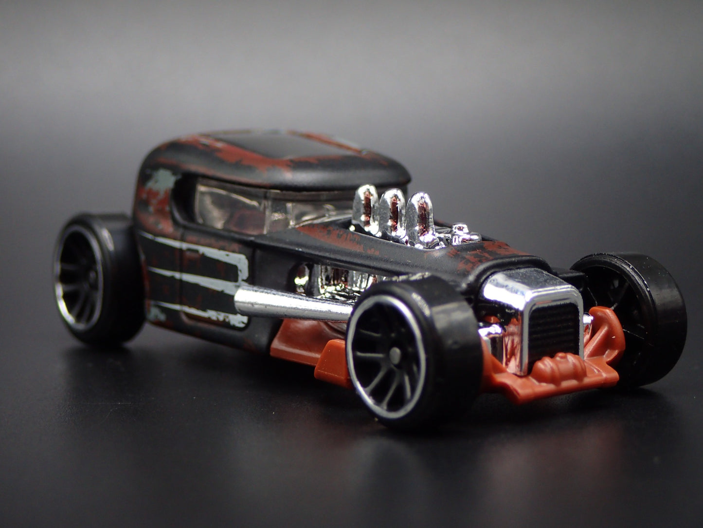 1932 32 FORD ROADSTER COUPE BARN FIND BLACK 1:64 SCALE DIORAMA DIECAST MODEL CAR