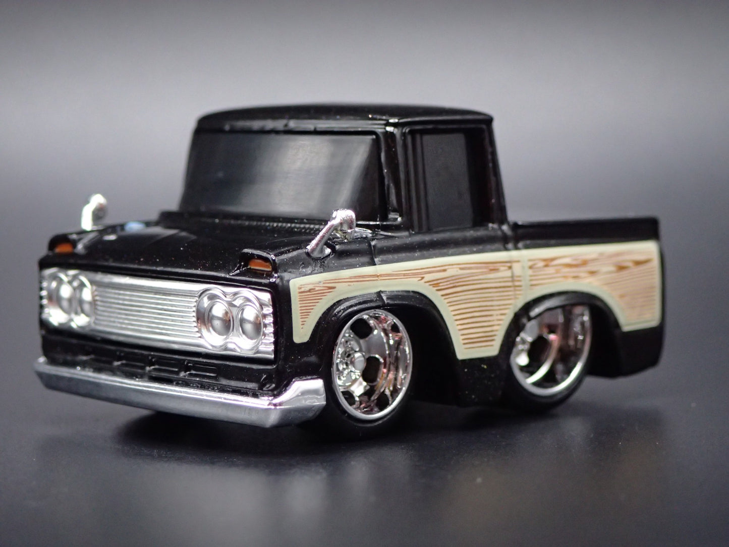 1973 73 TOYOTA STOUT PICKUP TRUCK CAR TUNED 1:64 SCALE DIORAMA DIECAST MODEL CAR